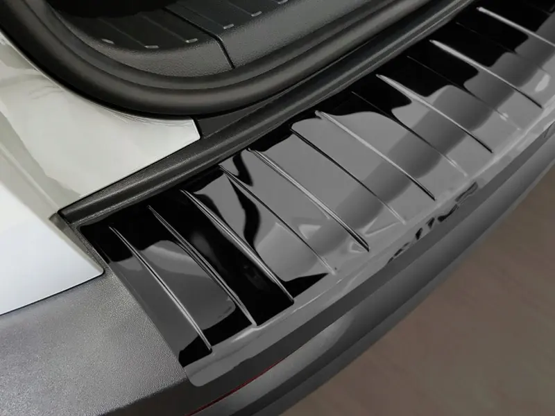 Bakfangerbeskytter Škoda Karoq 2017 -> │ Black Edition – bilde 5