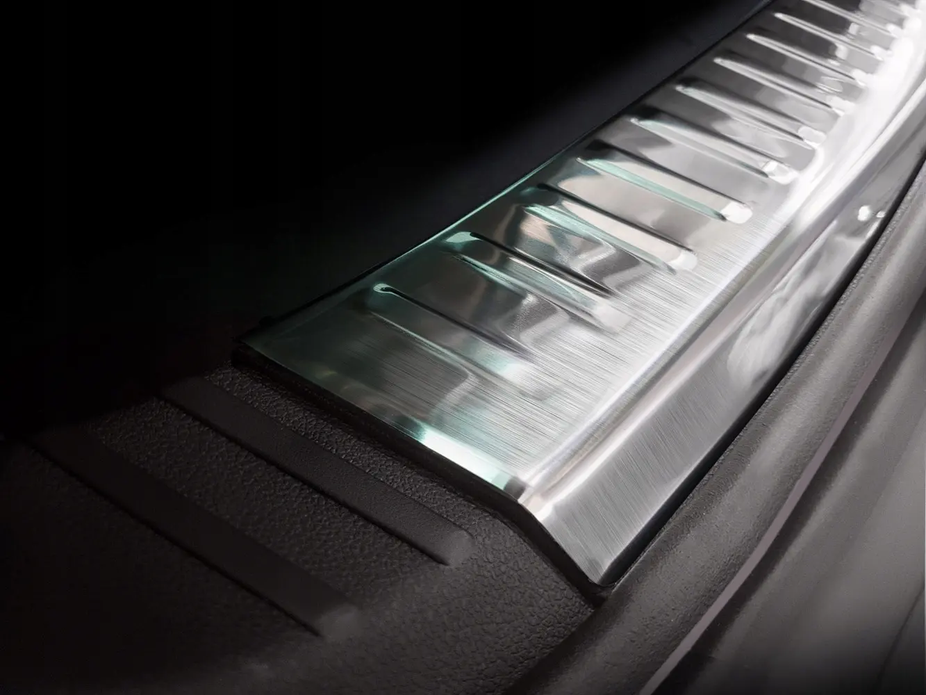 Bakfangerbeskytter Škoda Kodiaq I 2016 - 2024 │ Silver Edition – bilde 3