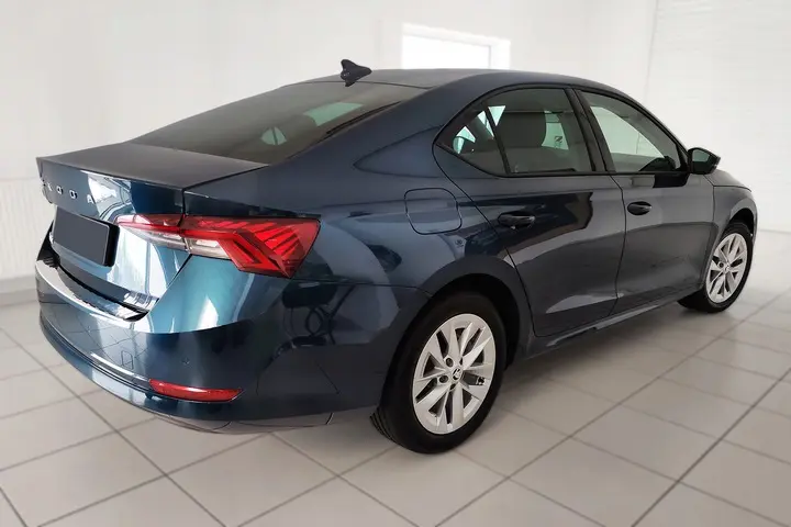 Bakfangerbeskytter Skoda Octavia IV Liftback 2019 -> – bilde 11