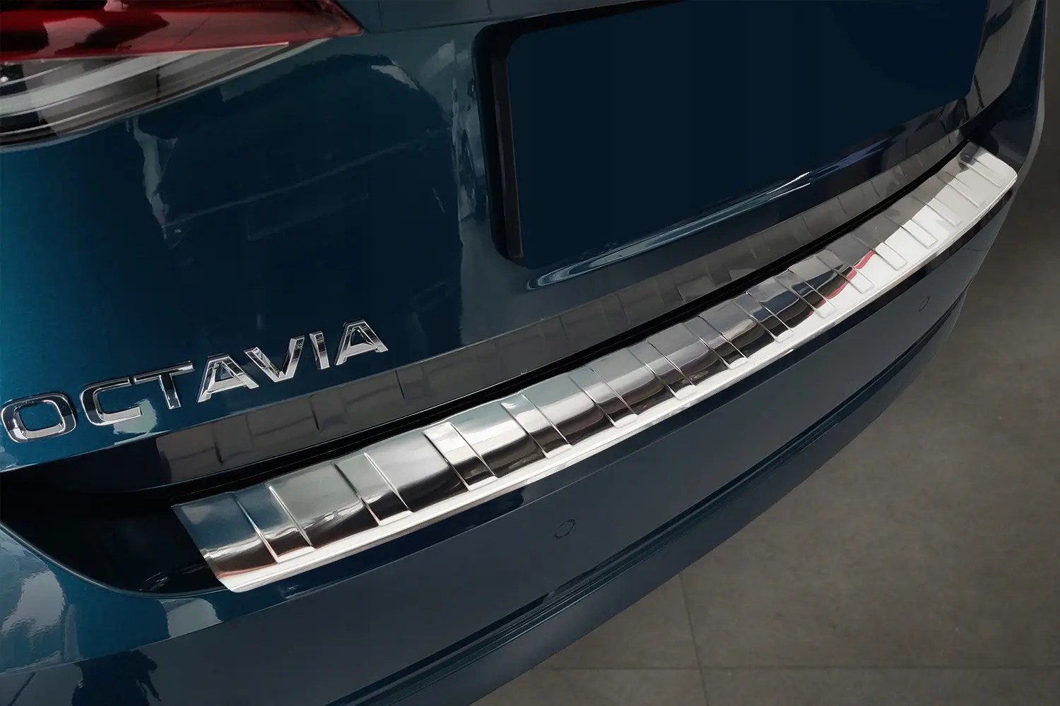 Bakfangerbeskytter Skoda Octavia IV Liftback 2019 -> – bilde 4