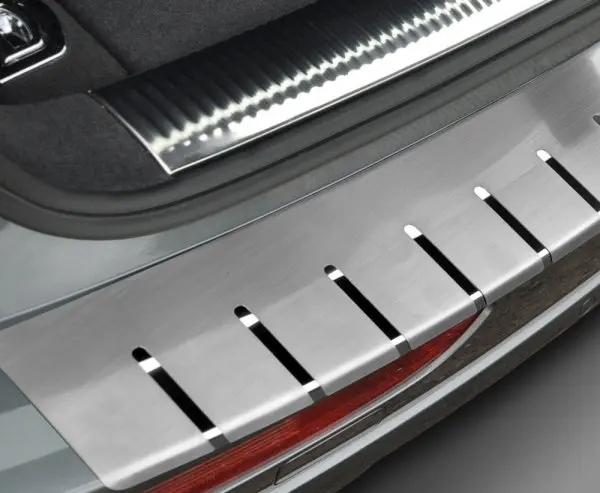 Bakfangerbeskytter Skoda Superb III Stasjonsvogn 2015 - 2024 | Chrome – bilde 3