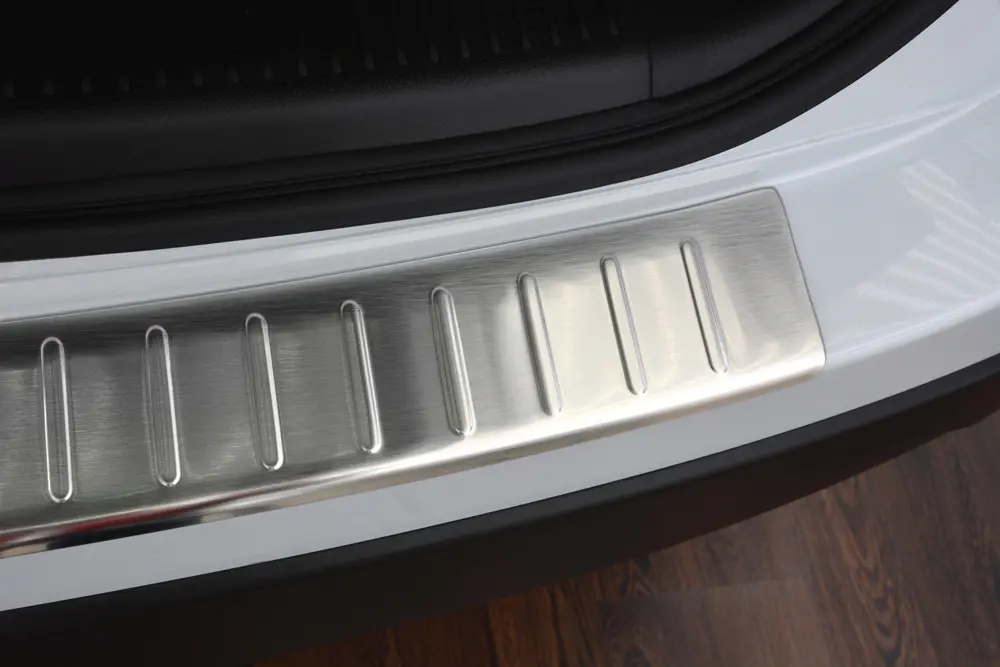 Bakfangerbeskytter Suzuki SX4 S-Cross 2013 - 2021 │ Silver Edition – bilde 2