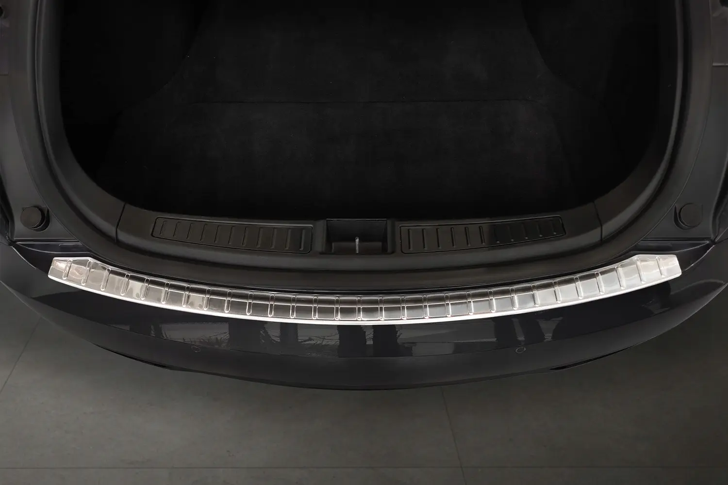 Bakfangerbeskytter Tesla Model S 2012 - 2021 │ Silver Edition – bilde 2