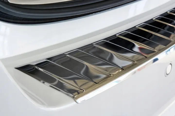 Bakfangerbeskytter Toyota Auris II Hatchback 2015–2019 – bilde 2
