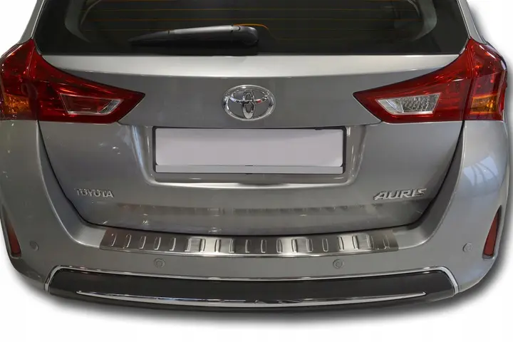 Bakfangerbeskytter Toyota Auris II Touring Sports 2013 - 04.2015 Silver Edition