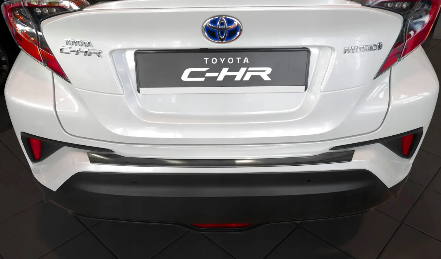 Bakfangerbeskytter Toyota C-HR I 2016 - 2023 │ Black Edition – bilde 3