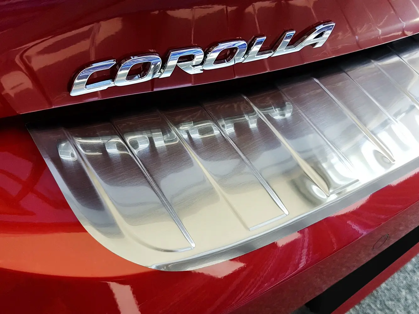 Bakfangerbeskytter Toyota Corolla XII Hatchback 2019 -> | Silver Edition – bilde 5