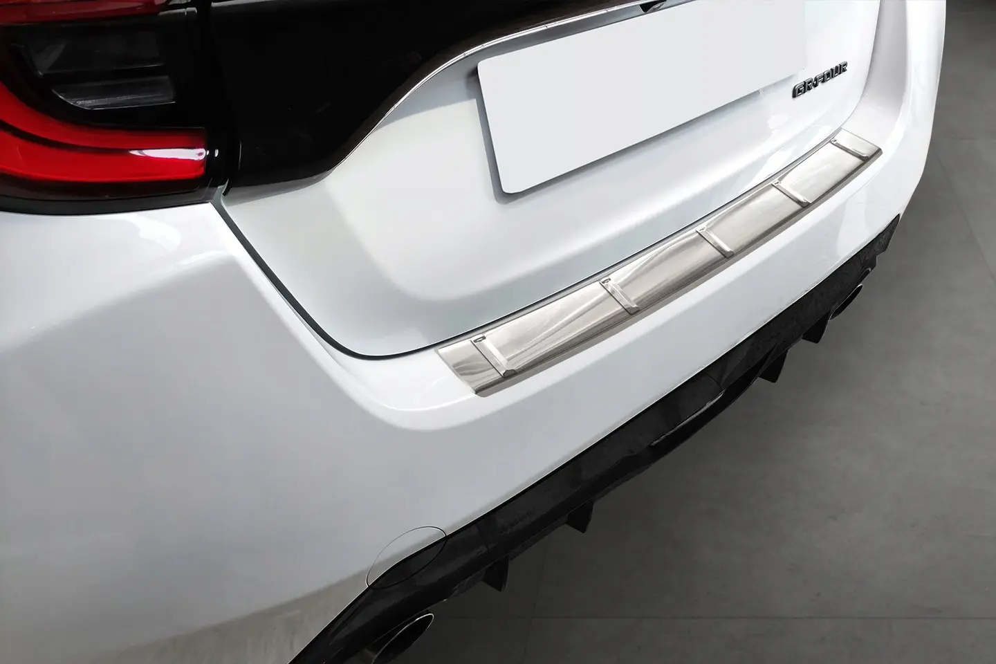 Bakfangerbeskytter Toyota GR Yaris 2020 -> – bilde 3