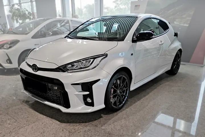 Bakfangerbeskytter Toyota GR Yaris 2020 -> – bilde 8