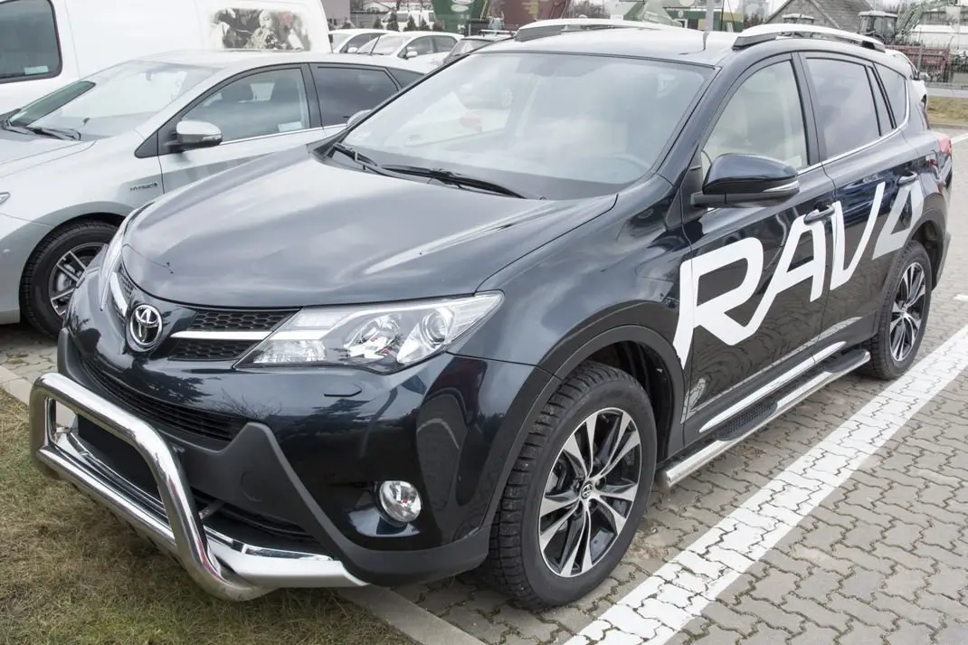 Bakfangerbeskytter Toyota RAV4 IV 2013 - 2015 | Silver Edition – bilde 4