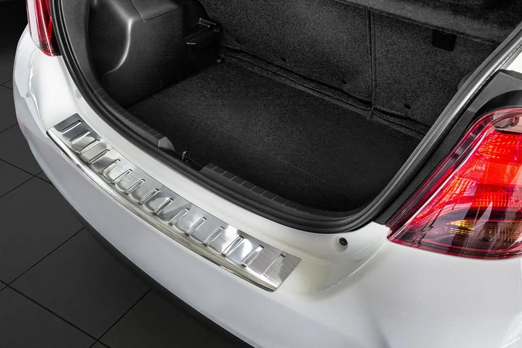 Bakfangerbeskytter Toyota Yaris III 2014-2019 (facelift)