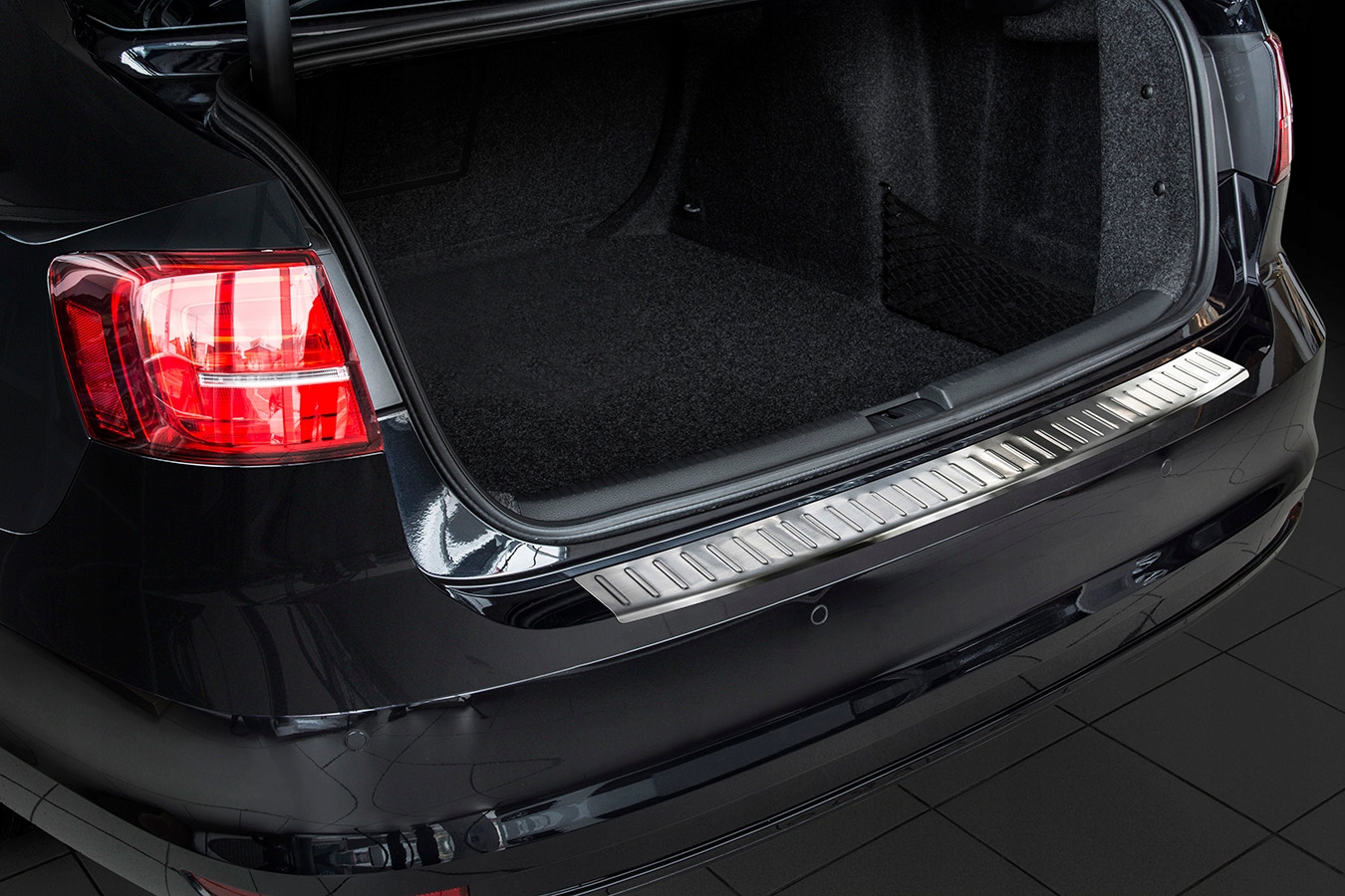 Bakfangerbeskytter Volkswagen Jetta VI facelift 2014->Silver Edition