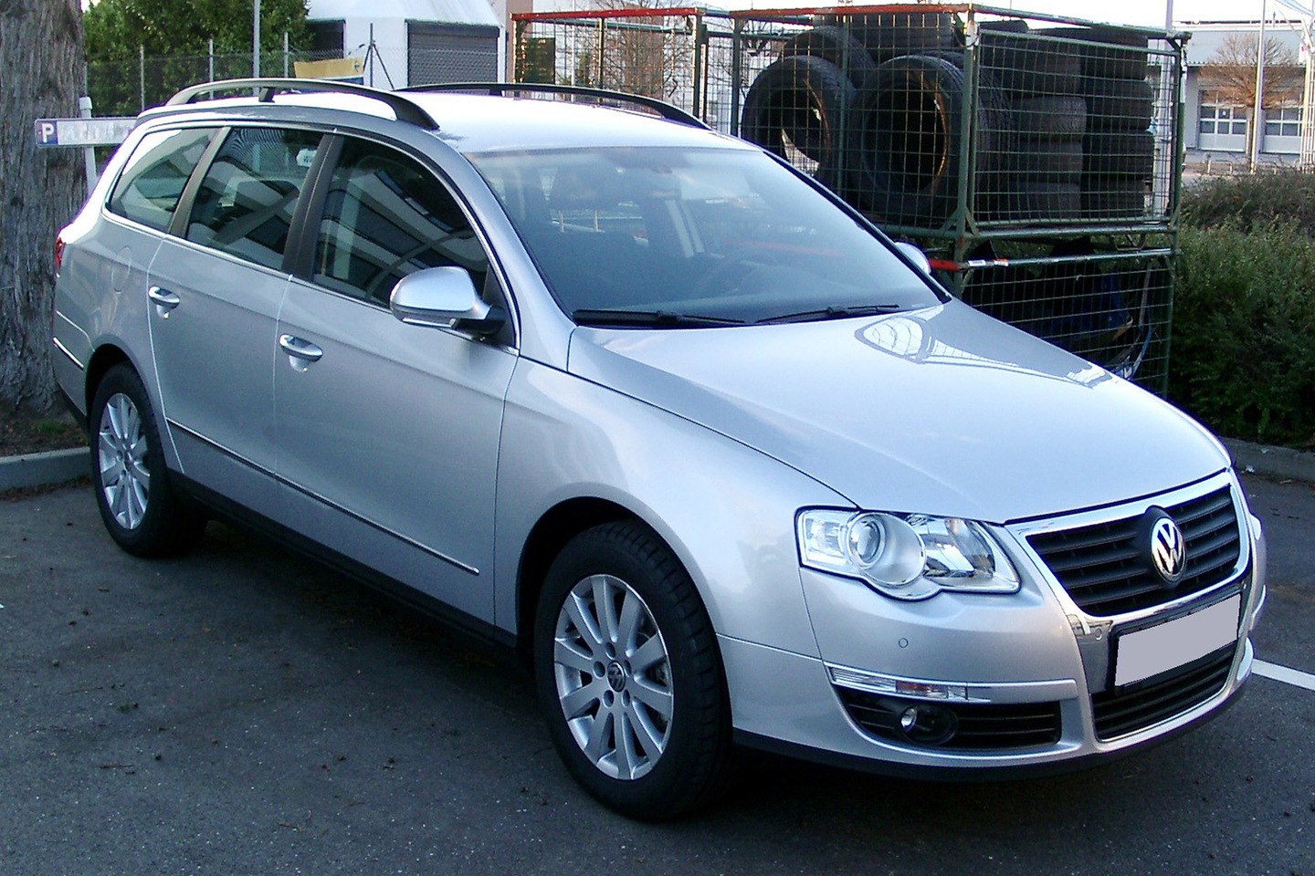 Bakfangerbeskytter Volkswagen Passat B6 Variant 2005-2011 Black Edition – bilde 6