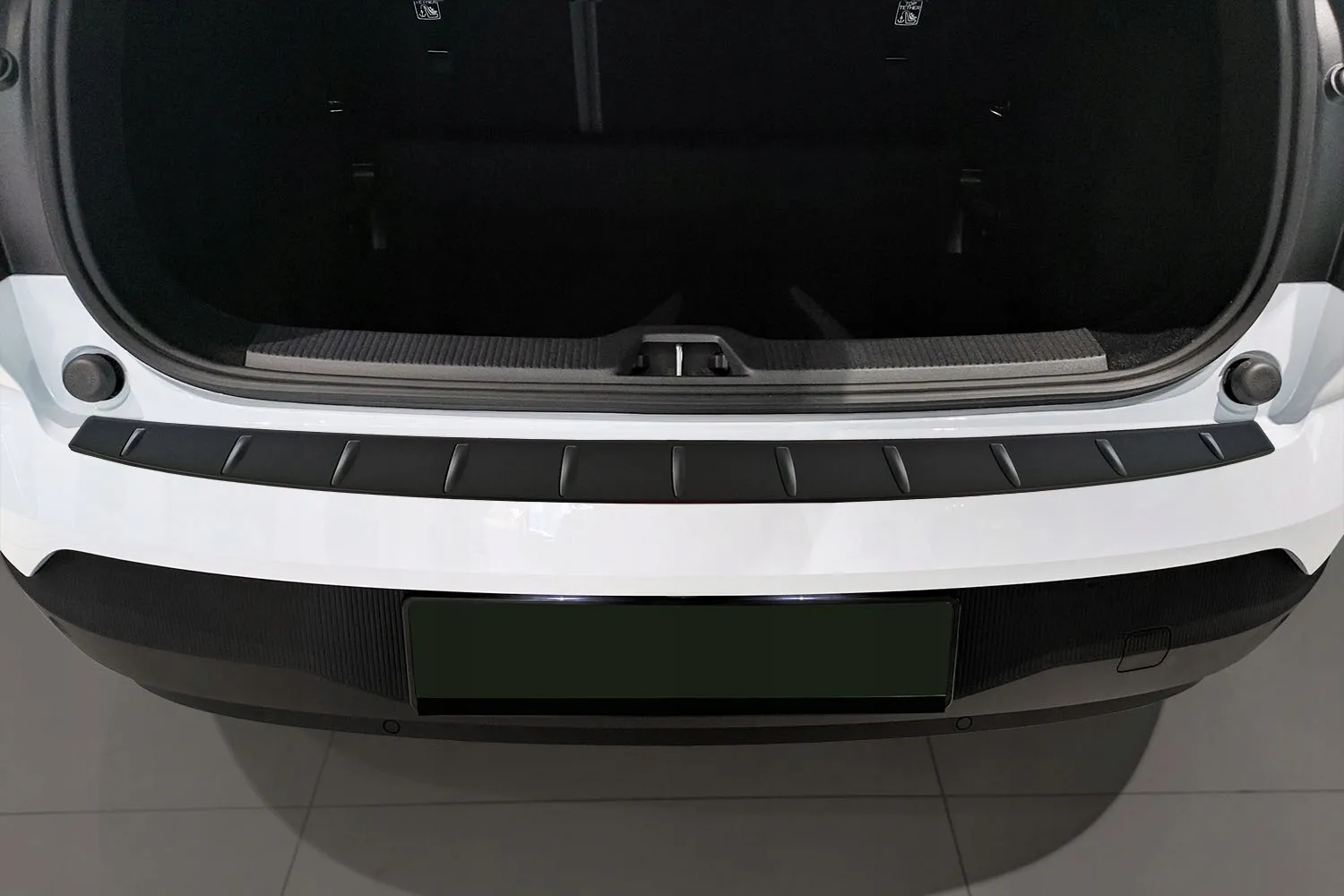 Bakfangerbeskytter Volvo EX30 2023 -> │ Black Matt Edition – bilde 2