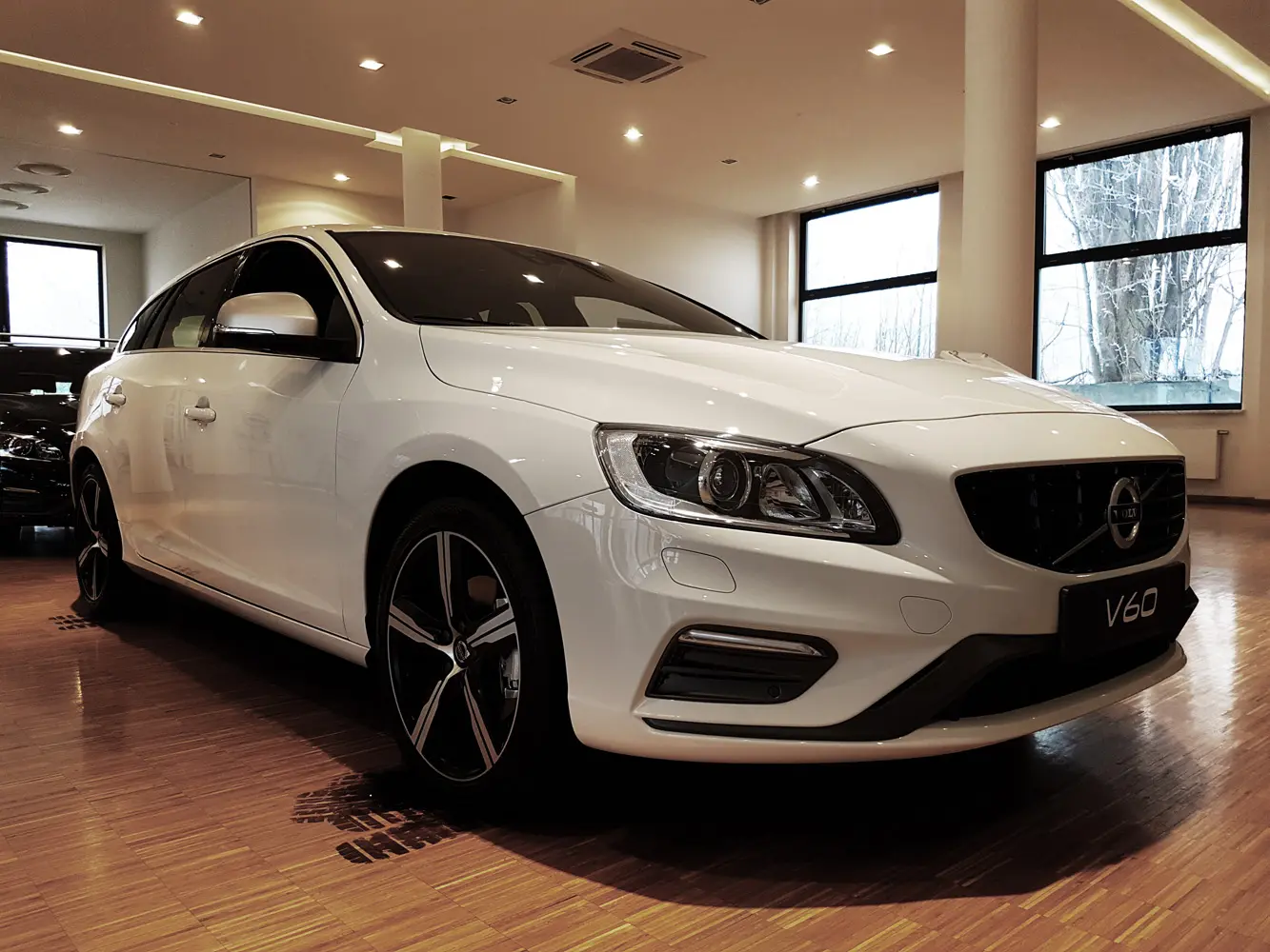 Bakfangerbeskytter Volvo V60 I 2010 - 2018 │ Black Edition – bilde 7
