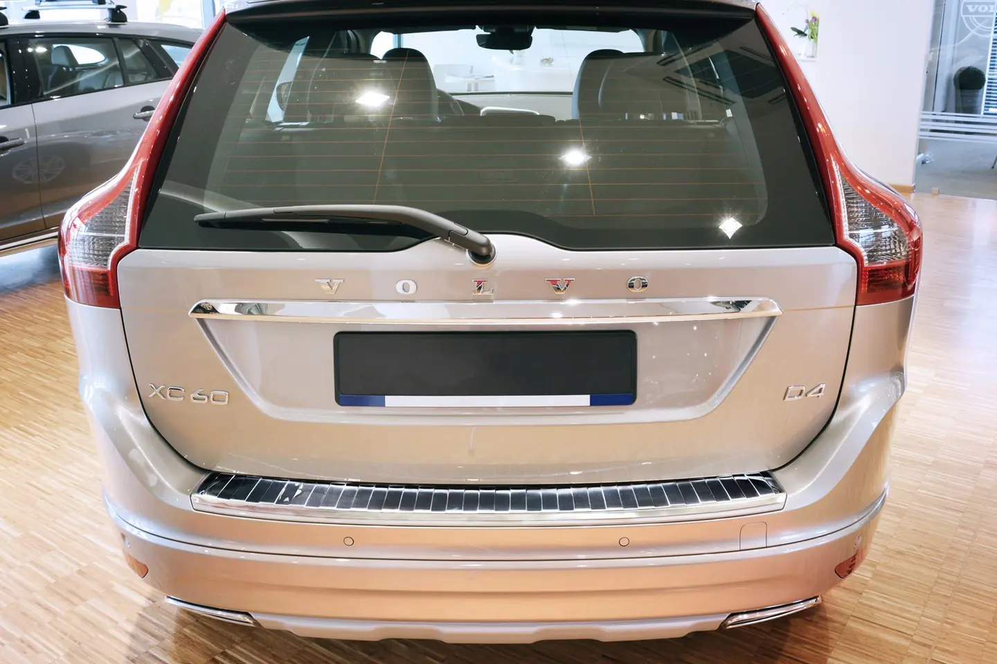 Bakfangerbeskytter Volvo XC60 I Facelift 2013 - 2017 | Silver Edition