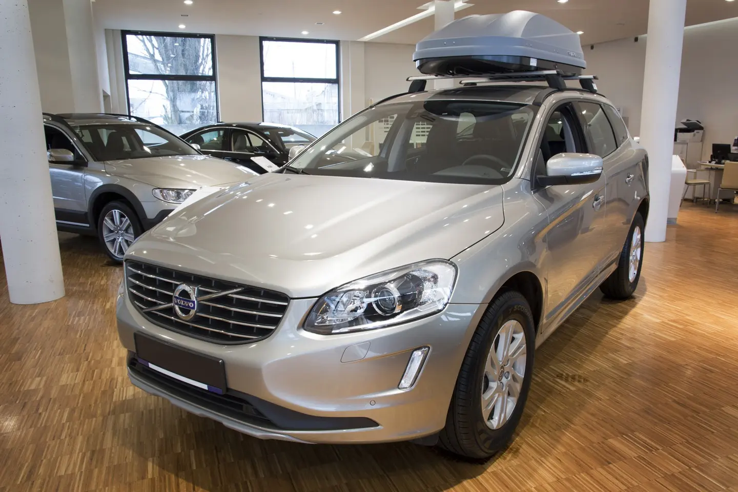 Bakfangerbeskytter Volvo XC60 I Facelift 2013 - 2017 | Silver Edition – bilde 9