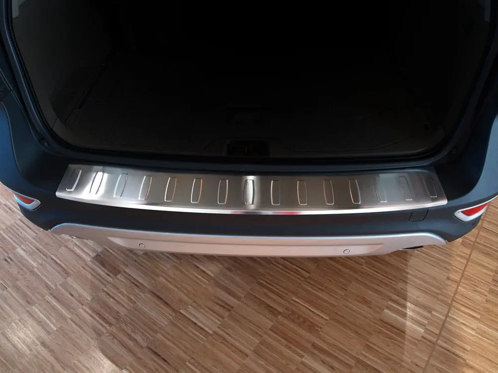 Bakfangerbeskytter Volvo XC70 II 2007 - 2013 │ Silver Edition – bilde 2