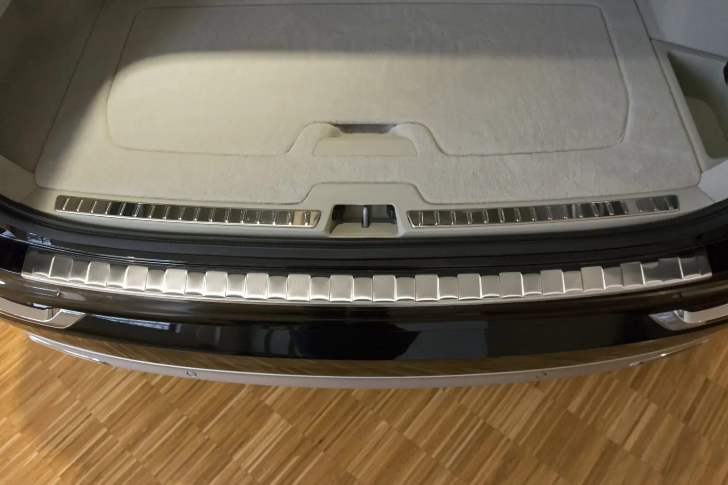 Bakfangerbeskytter Volvo XC90 II 2014 -> – bilde 3