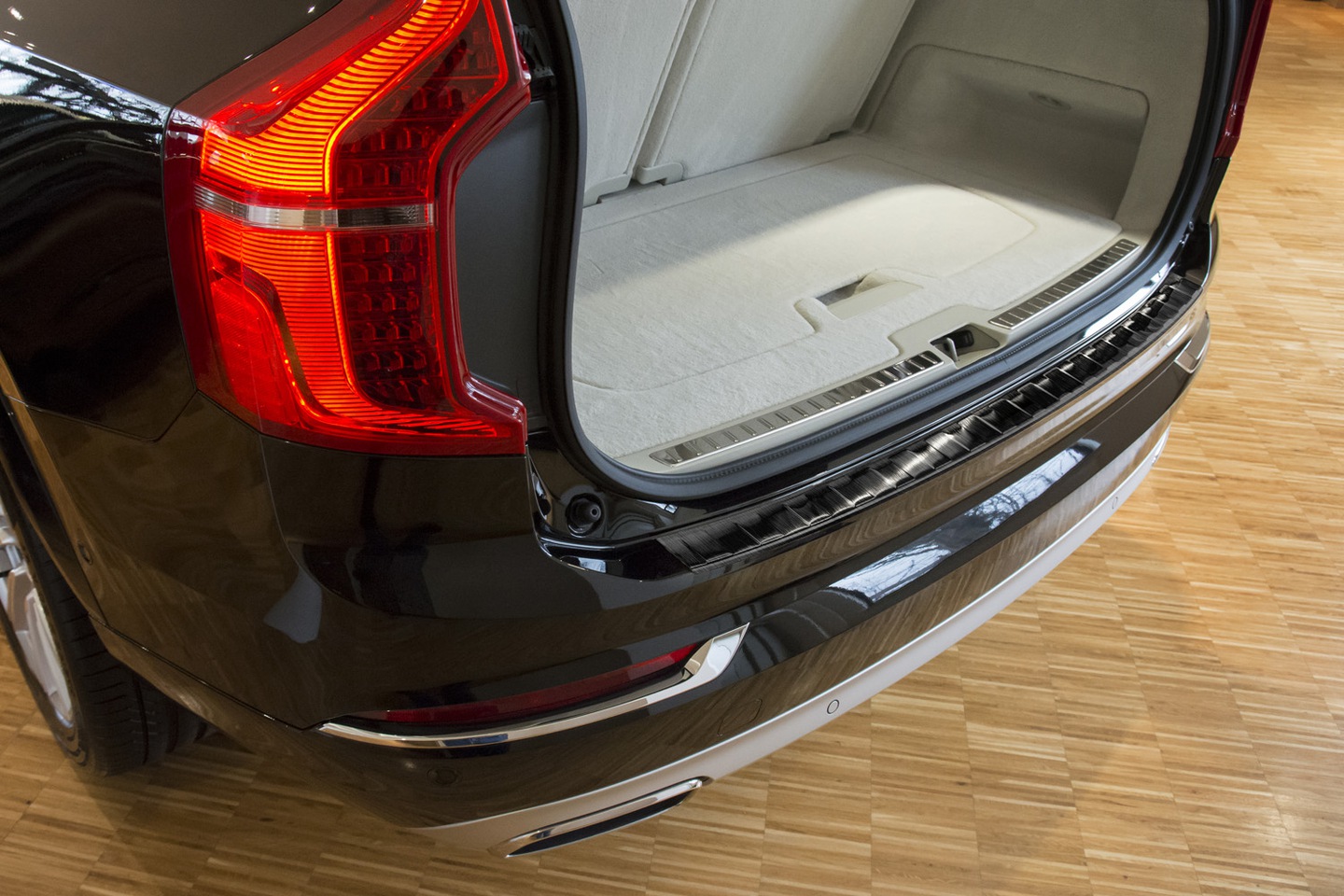 Bakfangerbeskytter Volvo XC90 II 2014 ->