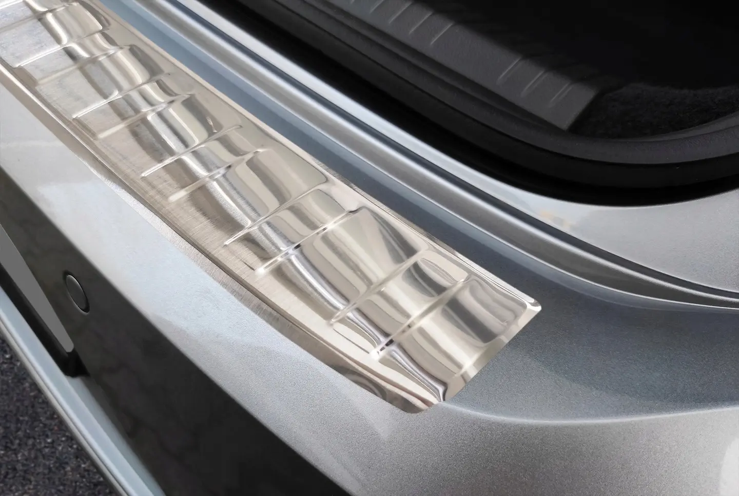 Bakfangerbeskytter VVW Arteon Shooting Brake Facelift 2020 -2025 │ Silver Edition – bilde 4