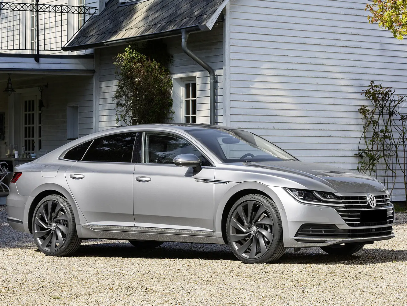 Bakfangerbeskytter VW Arteon 2017 - 2025 │ Silver Edition – bilde 7