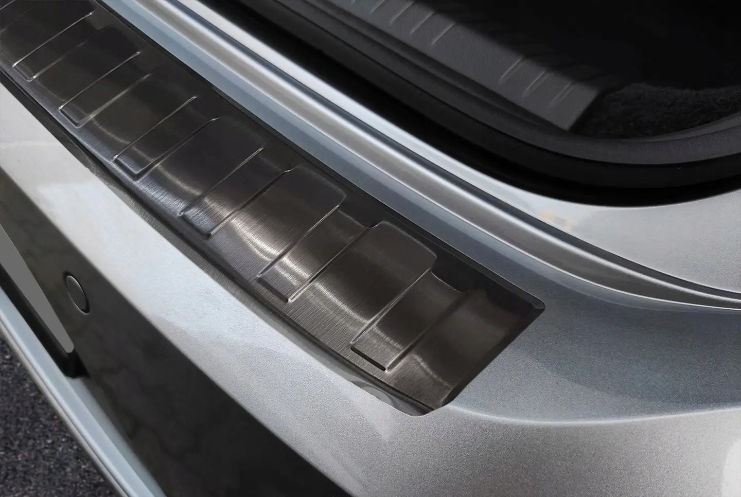 Bakfangerbeskytter VW Arteon Shooting Brake Facelift 2020 - 2025 │ Black Edition – bilde 4