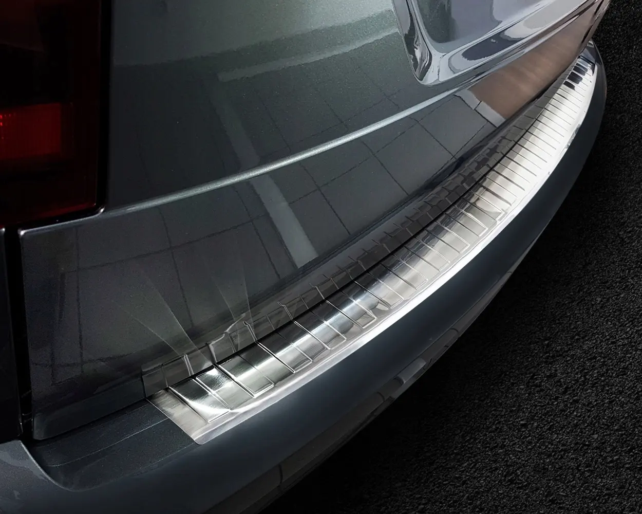 Bakfangerbeskytter VW Caddy III / IV 2003 - 2020 │ Silver Edition