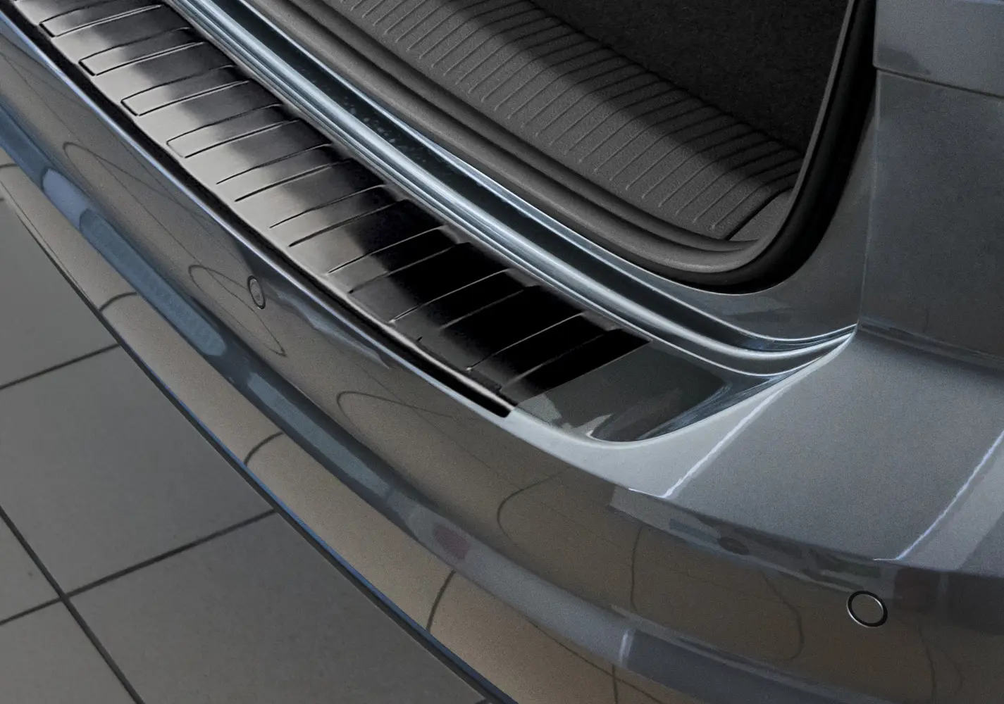 Bakfangerbeskytter VW Golf Sportsvan 2014 - 2020 │ Black Edition – bilde 3