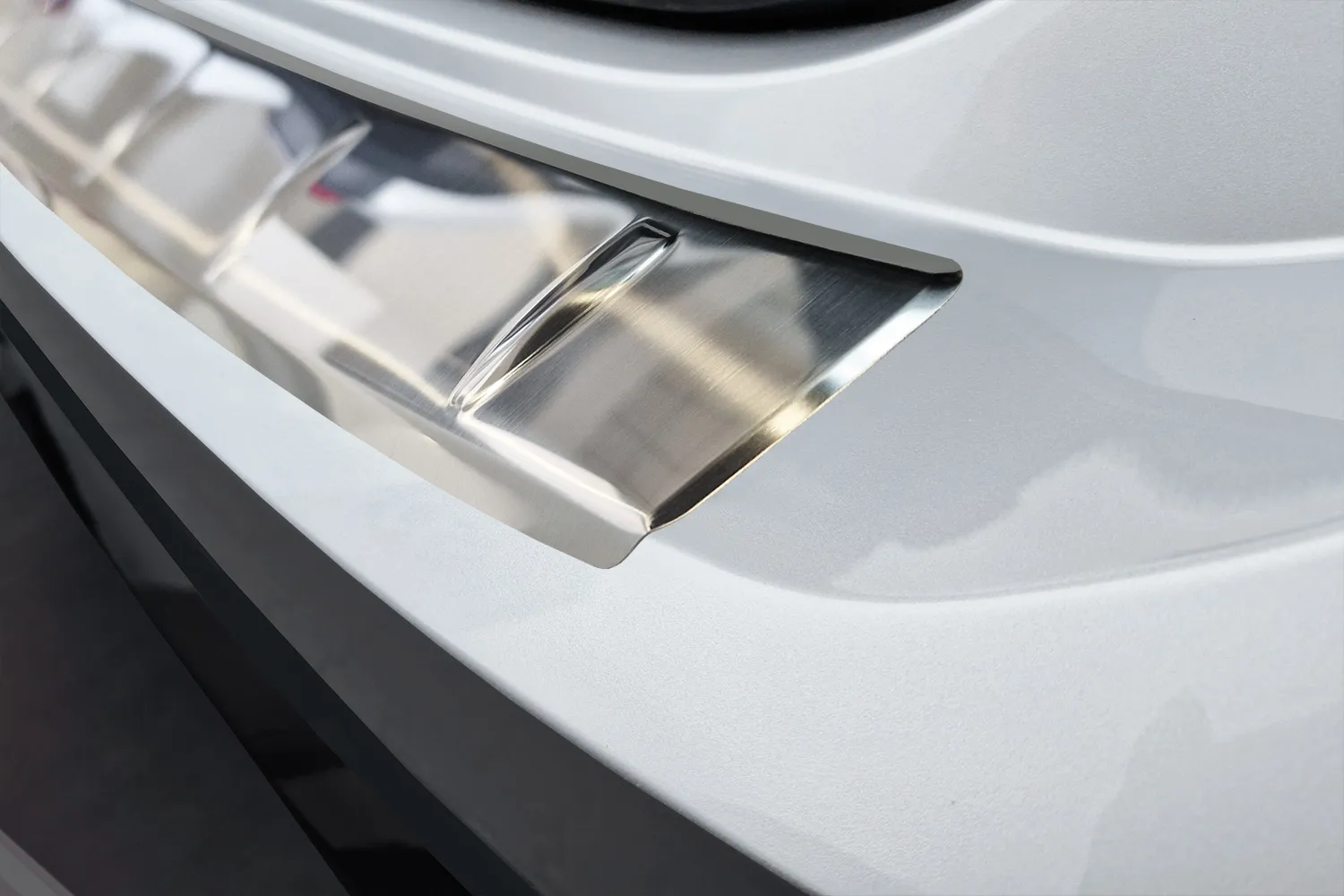 Bakfangerbeskytter VW ID.7 2023 -> │ Silver Edition – bilde 2