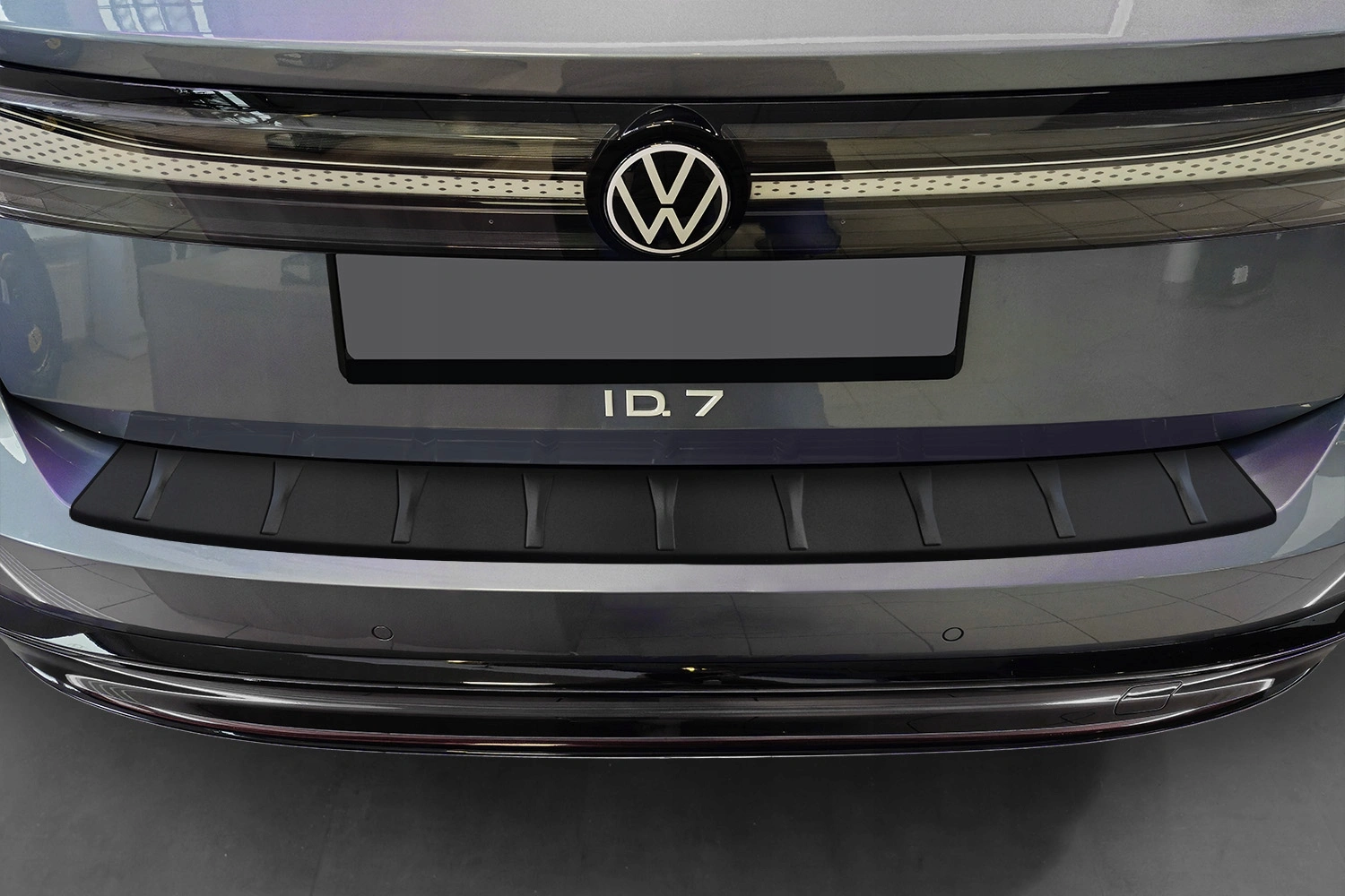 Bakfangerbeskytter VW ID.7 Tourer 2023 -> │ Black Matt Edition – bilde 3