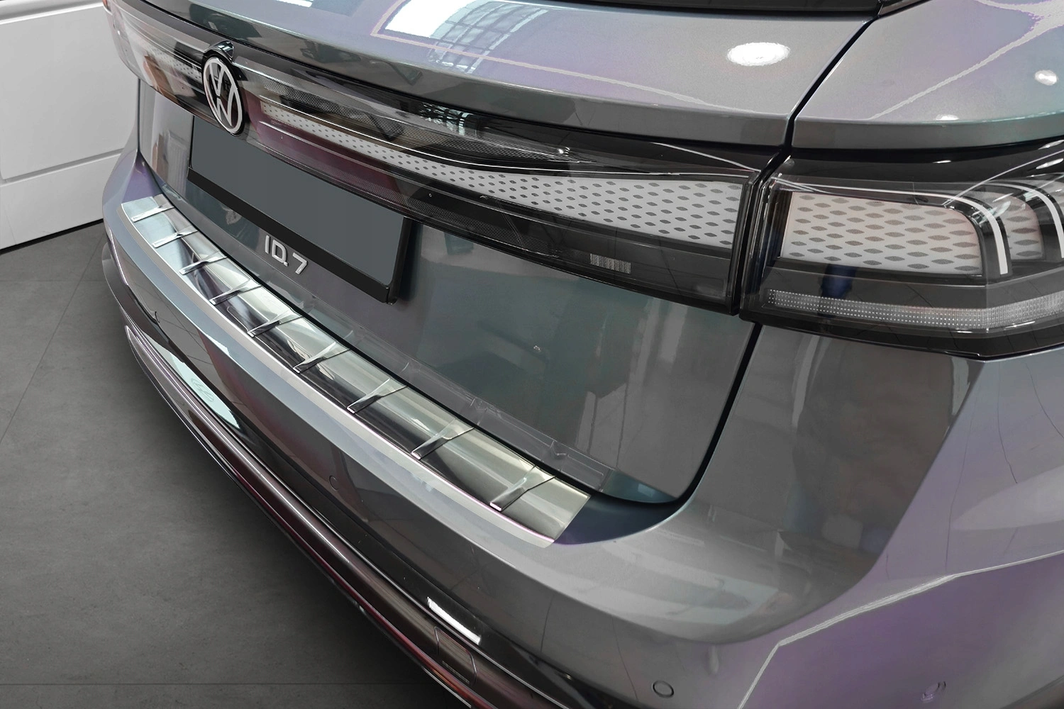 Bakfangerbeskytter VW ID.7 Tourer 2023 -> │ Silver Edition