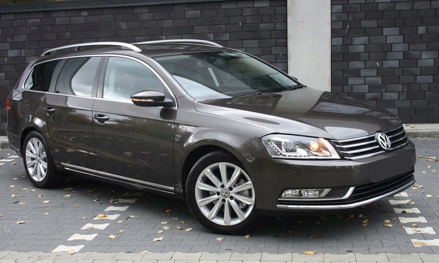 Bakfangerbeskytter VW Passat B7 Variant 2010 - 2014 │ Silver  Edition – bilde 6