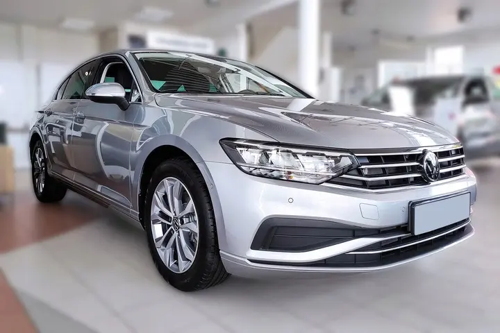 Bakfangerbeskytter VW Passat B8 Sedan 2014 - 2022 | Black Edition – bilde 10