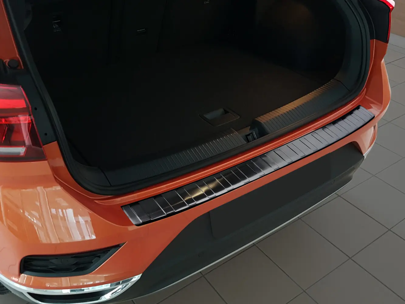 Bakfangerbeskytter VW T-Roc I 2017 - 2025 │ Black Edition