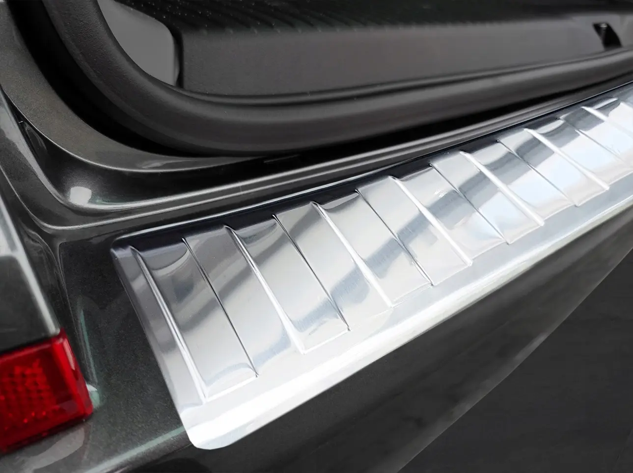 Bakfangerbeskytter VW T6 2016 - 2019 / VW T6.1 2019 - 2023 │ Silver Edition – bilde 6