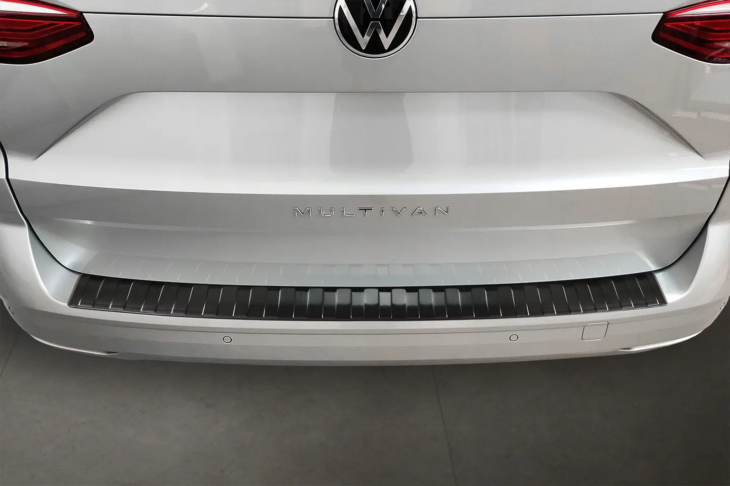 Bakfangerbeskytter VW T7 Multivan 2021 -> – bilde 2