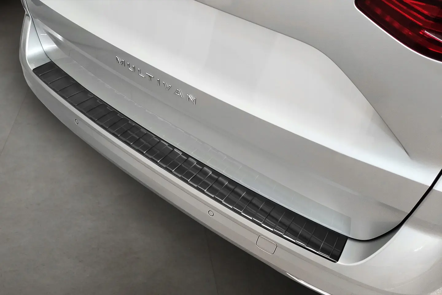 Bakfangerbeskytter VW T7 Multivan 2021 -> – bilde 3