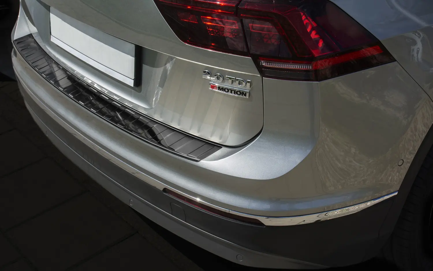 Bakfangerbeskytter W Tiguan II 2016 - 2024 / VW TIGUAN ALLSPACE 2017 - 2024