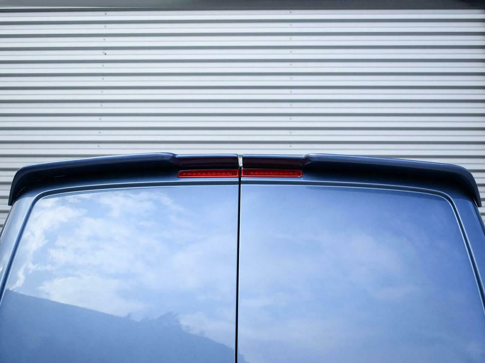 Bakluke spoiler VW T5 2003 - 2015 │ dobbel bakdører – bilde 5