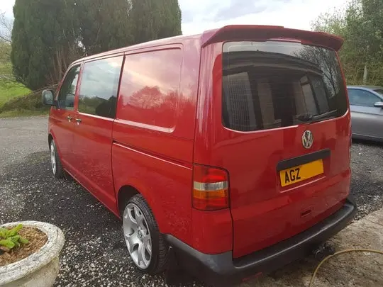 Bakluke spoiler VW T5 2003 - 2015 │ hel bakluke Image 4