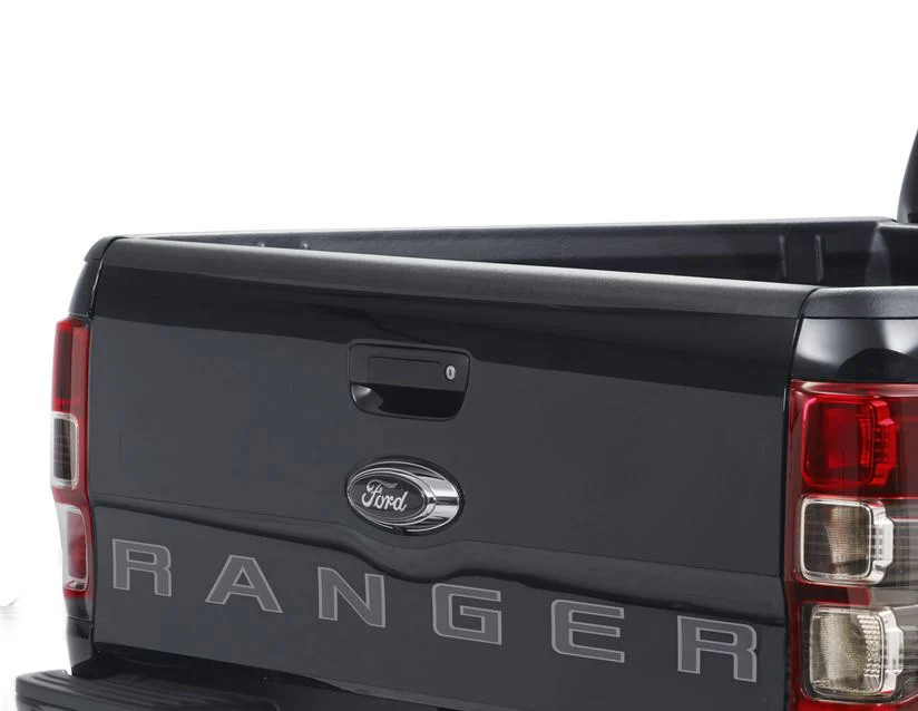 Baklukebeskytter Ford Ranger 2011 -> │ Genuine® Deksel til bakluken - Tailgate Rail Guard Cap Protector