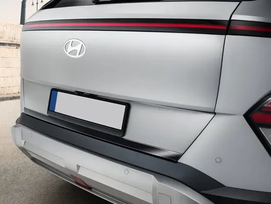 Baklukebeskytter Hyundai Kona Electric II 2022 -> │ Pynteliste Piano Black