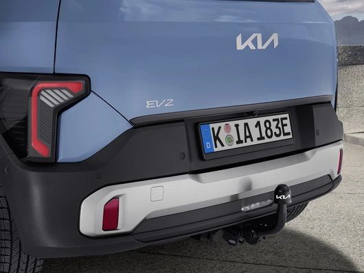 Baklukebeskytter Kia EV2 2026 -> │ svart høyglans Deksel til bakluken - Piano black Tailgate Rail Guard Cap Protector