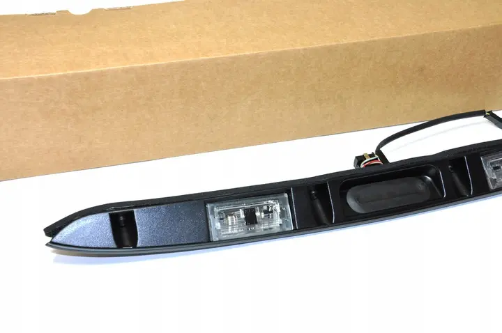 Baklukehåndtak / Skiltlys bagasjeromsknapp BMW 3 E46 Sedan / Compact 1998-2005 │ Genuine® Rear Trunk Lid Handle – bilde 6