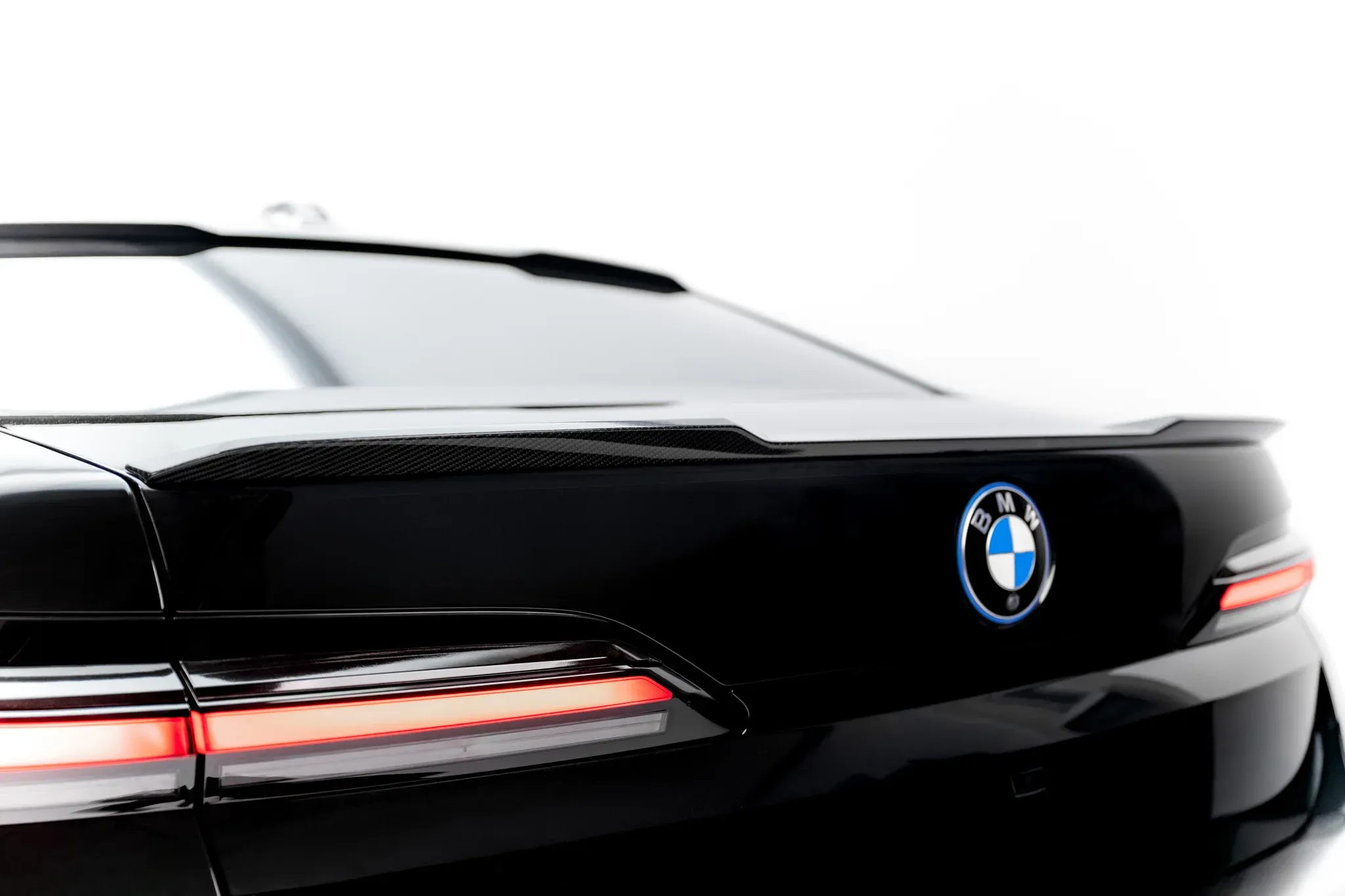 Baklukespoiler BMW 7 (G70) 2022 - 2026 | Carbon Fiber Edition