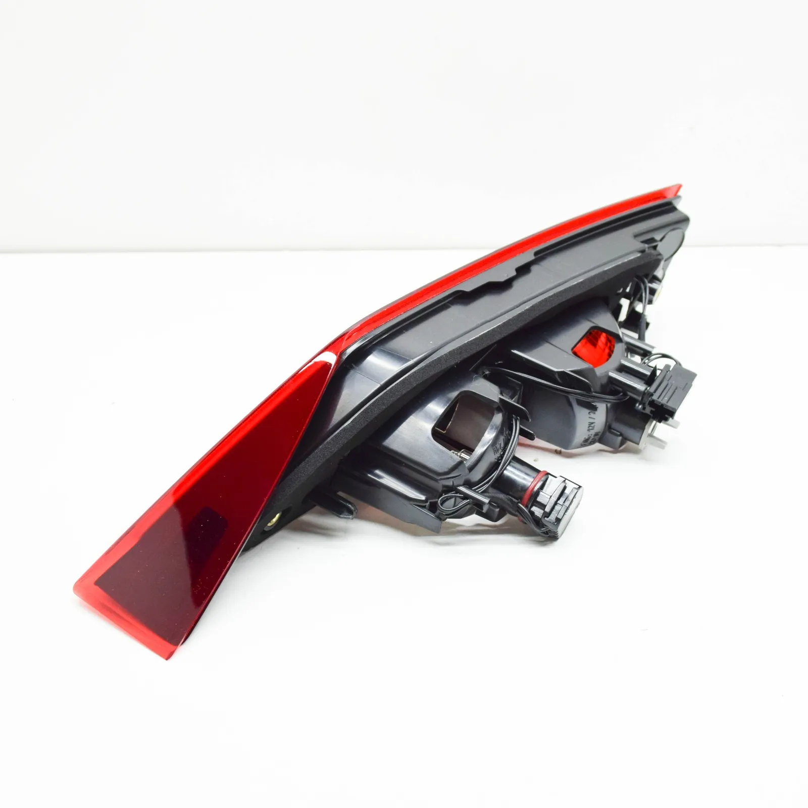 Baklykt Volvo V90 II 2016 -> │ høyre - indre del - Genuine® LED Right Rear Tail Light Assembly – bilde 4