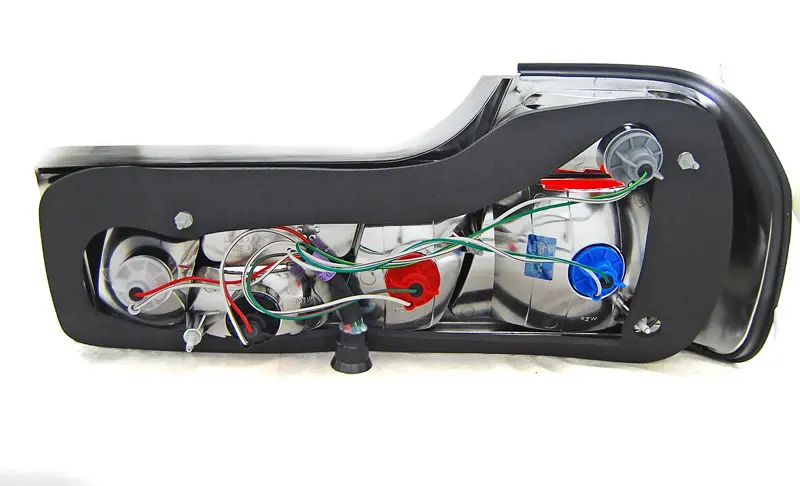 Baklykter BMW E32 06.86-04.94 RED WHITE – bilde 2