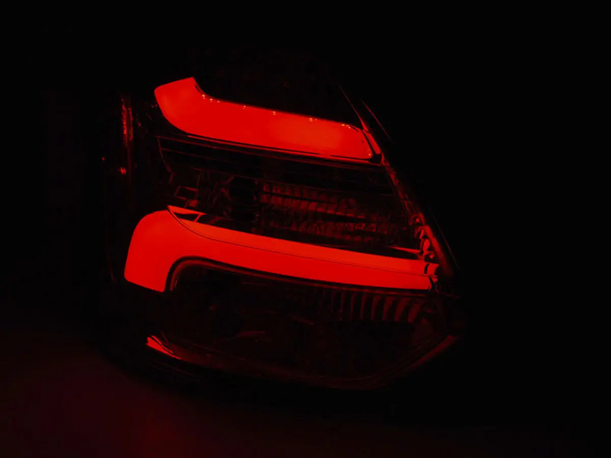 Baklykter LED Dynamisk FORD FOCUS (3) 2011-2014 HATCHBACK RED WHITE SEQ IND. – bilde 2