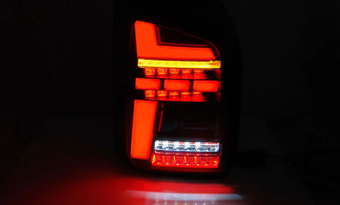 Baklykter LED Dynamisk VOLKSWAGEN T5 2003-2009 BLACK – bilde 2